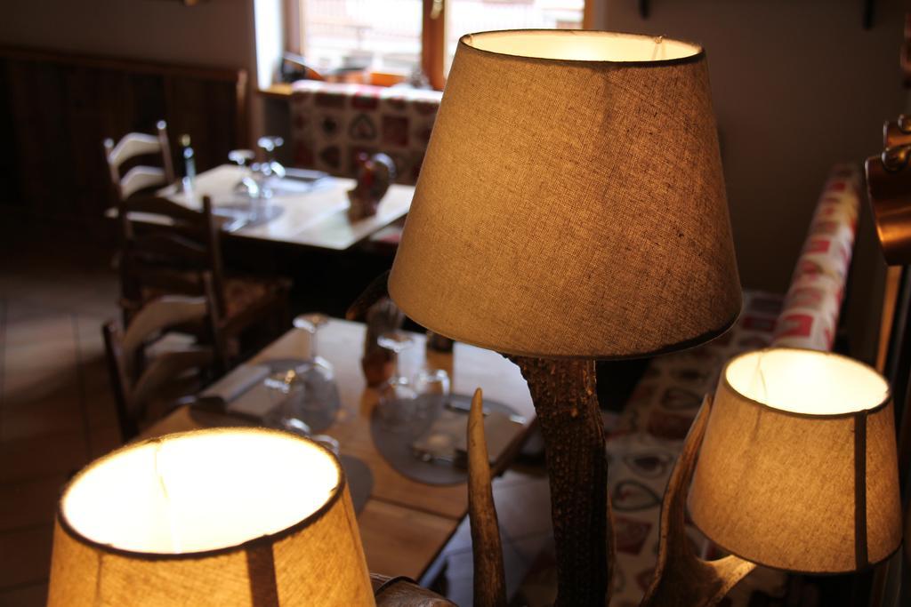 Mont Velan Chambres & Restaurant Saint-Oyen Eksteriør bilde